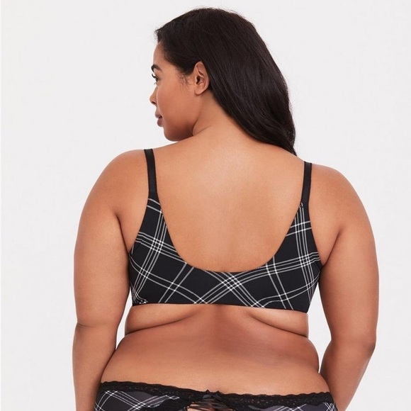 Torrid Perfect Tshirt Front Close Bra Size 46DD NWT - Picture 2 of 6